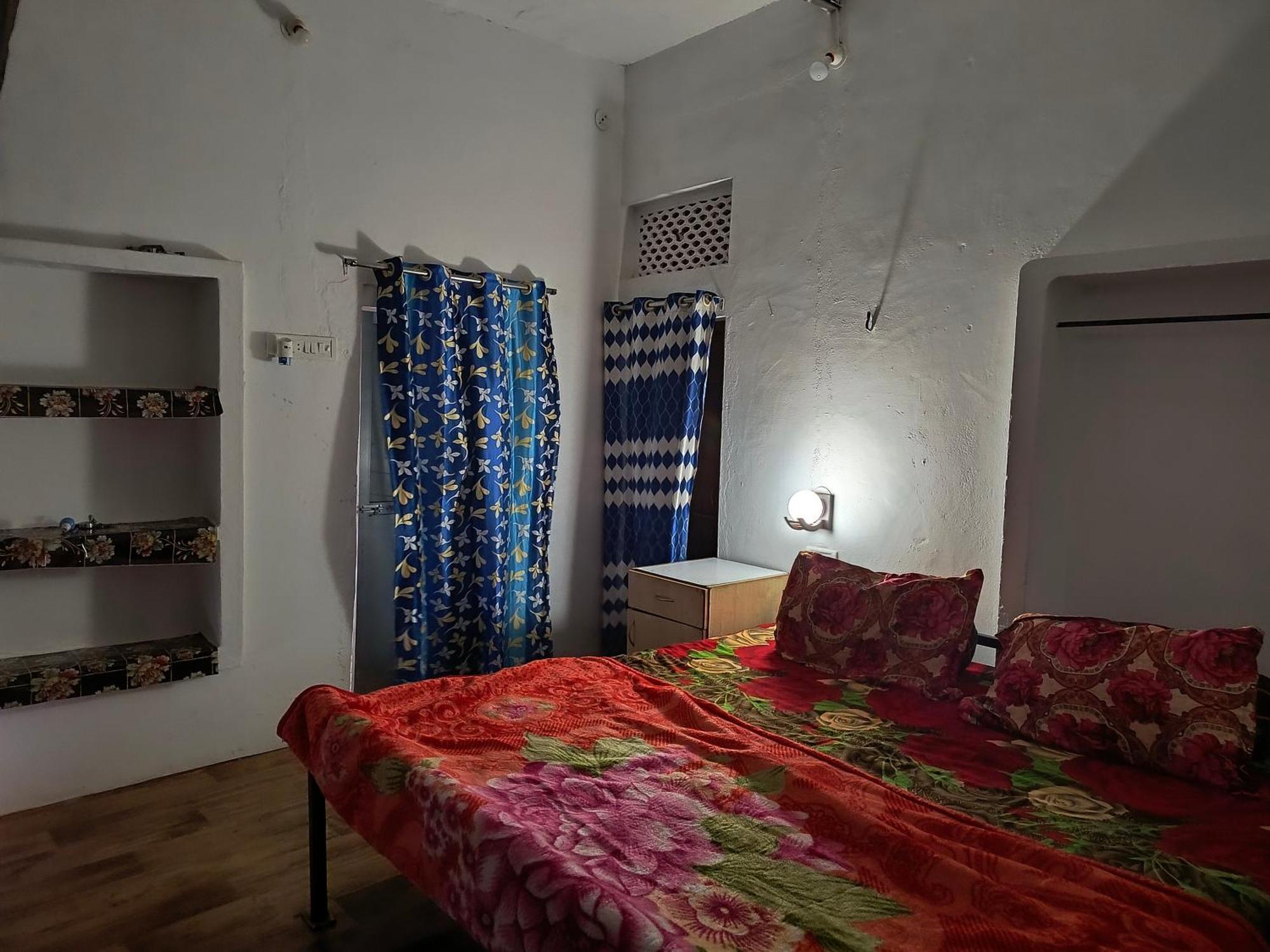 Holiday Home Stay Khajuraho